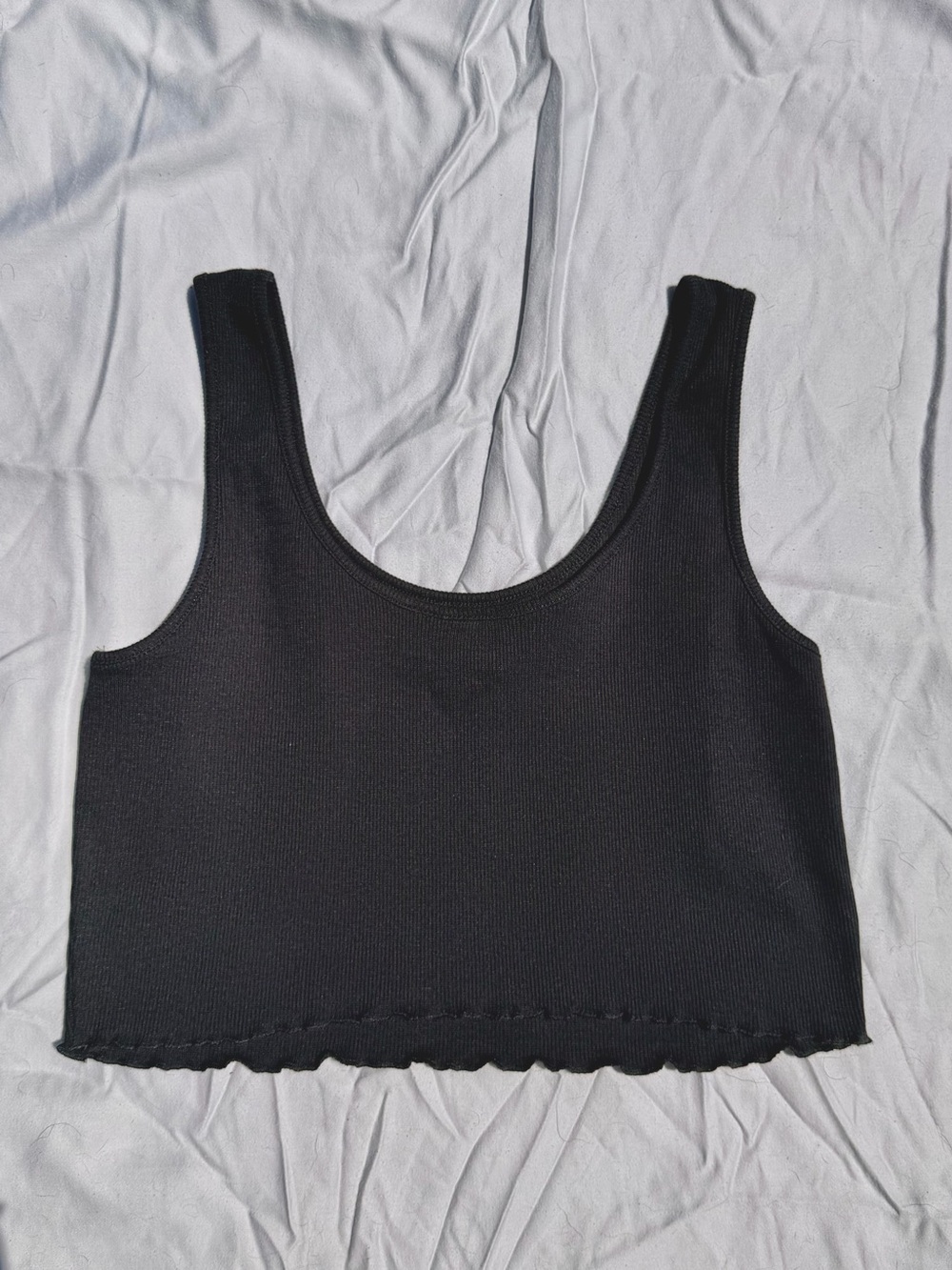 Cropped Roxy Tank - Picture 4 of 4
